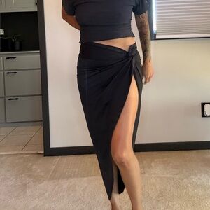 SKIMS Black Pencil Skirt